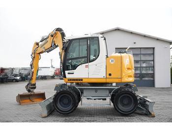 Leje en Liebherr 910 COMPACT LITRONIC  / KOPARKA KOŁOWA / KLIMATYZACJA / KAMERA Liebherr 910 COMPACT LITRONIC  / KOPARKA KOŁOWA / KLIMATYZACJA / KAMERA: billede 2