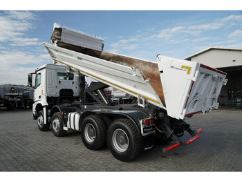 Tipvogn lastbil Mercedes-Benz AROCS 3243 / 8x4 / WYWROTKA DWUSTRONNA / HYDROBURTA / BORDMATIC: billede 3 Tipvogn lastbil Mercedes-Benz AROCS 3243 / 8x4 / WYWROTKA DWUSTRONNA / HYDROBURTA / BORDMATIC: billede 3