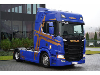 Trækker SCANIA R 450
