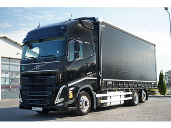 Lastbil med presenning VOLVO FH 500