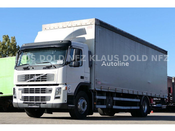 Lastbil med presenning VOLVO FM 300