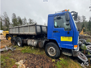 Lastbil med kran VOLVO FL12