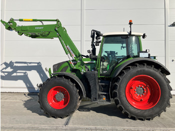 Traktor FENDT 718 Vario