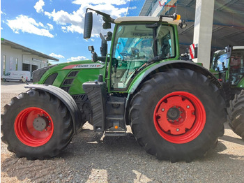 Traktor Fendt 724 Vario S4 Profi: billede 4