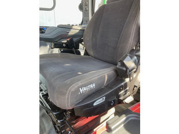 Leje en Valtra T 235 Versu Valtra T 235 Versu: billede 5 Leje en Valtra T 235 Versu Valtra T 235 Versu: billede 5