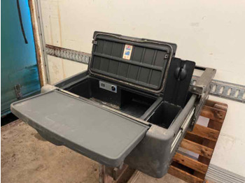Førerhus og interiør for Lastbil MERCEDES REFRIGERATOR / FRIDGE: billede 2