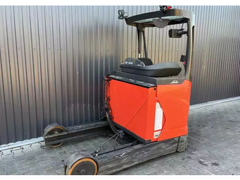 Reach truck LINDE R