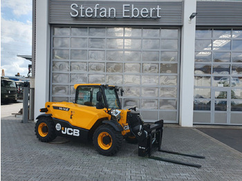 Teleskop truck JCB