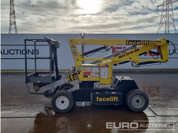 : billede i headeren