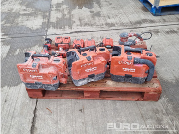 Bygningsudstyr Hilti Battery Vacuum (3 of), 110Volt Orbital Sander (2 of), Battery Drill, Battery (2 of), Charger (4 of), Milwaukee Battery Impact Wrench (2 of), Charger (2 of), Battery, DeWalt Battery Impact Wrench: billede 4