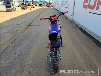 Motorcykel Unused 2025 Apollo Thunder 125cc Motorcross Bike, 14" Front, 12" Rear Tyres, Electric Start, Air Cooled, Hydraulic Suspension, Disc Brakes, Lighting Kit (UNASSEMBLED): billede 4 Motorcykel Unused 2025 Apollo Thunder 125cc Motorcross Bike, 14" Front, 12" Rear Tyres, Electric Start, Air Cooled, Hydraulic Suspension, Disc Brakes, Lighting Kit (UNASSEMBLED): billede 4