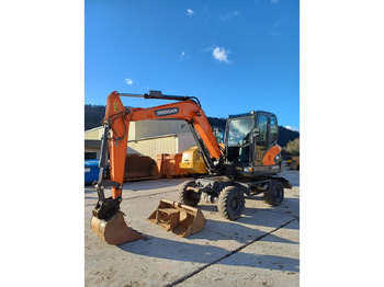 Hjulgravemaskine DOOSAN DX57W