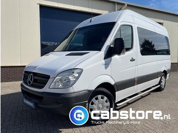Minibus, Persontransport Mercedes-Benz SPRINTER  211 CDI - L2/H2-  Automatische versnellingsbak - 9 Persoons - Bouwjaar 2009 - APK tot 17-01-2026 ! - Side bars - Privacy glas - Airco: billede 2