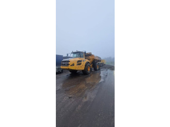 Knækstyret dumper VOLVO A40F