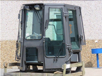 Førerhus for Entreprenørmaskin New Holland CE: billede 2