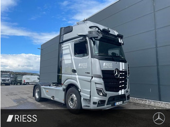 Lastbil MERCEDES-BENZ Actros 1863