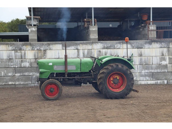 Traktor FENDT