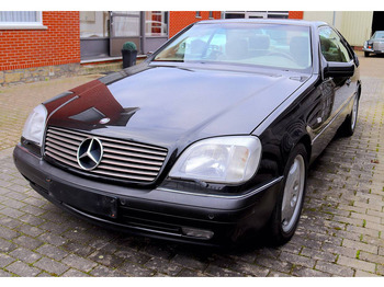 Sedan MERCEDES-BENZ