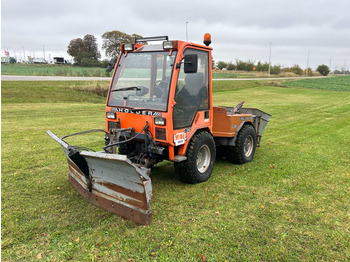 Traktor HOLDER