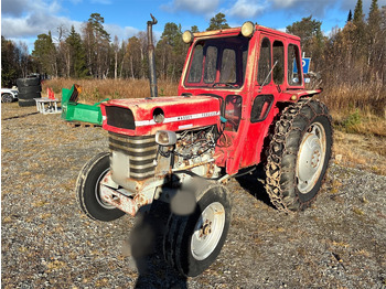 Traktor MASSEY FERGUSON 100 series