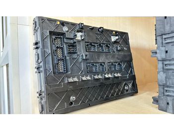 Reservedel MERCEDES-BENZ