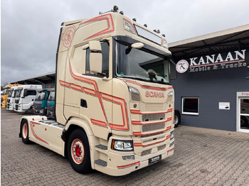 Trækker SCANIA S 450
