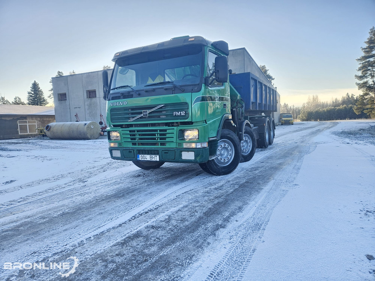 2002 Volvo FM12 8x4 Cable lift + Crane HMF - Lastbil med wirehejs, Lastbil med kran: billede 3 2002 Volvo FM12 8x4 Cable lift + Crane HMF - Lastbil med wirehejs, Lastbil med kran: billede 3