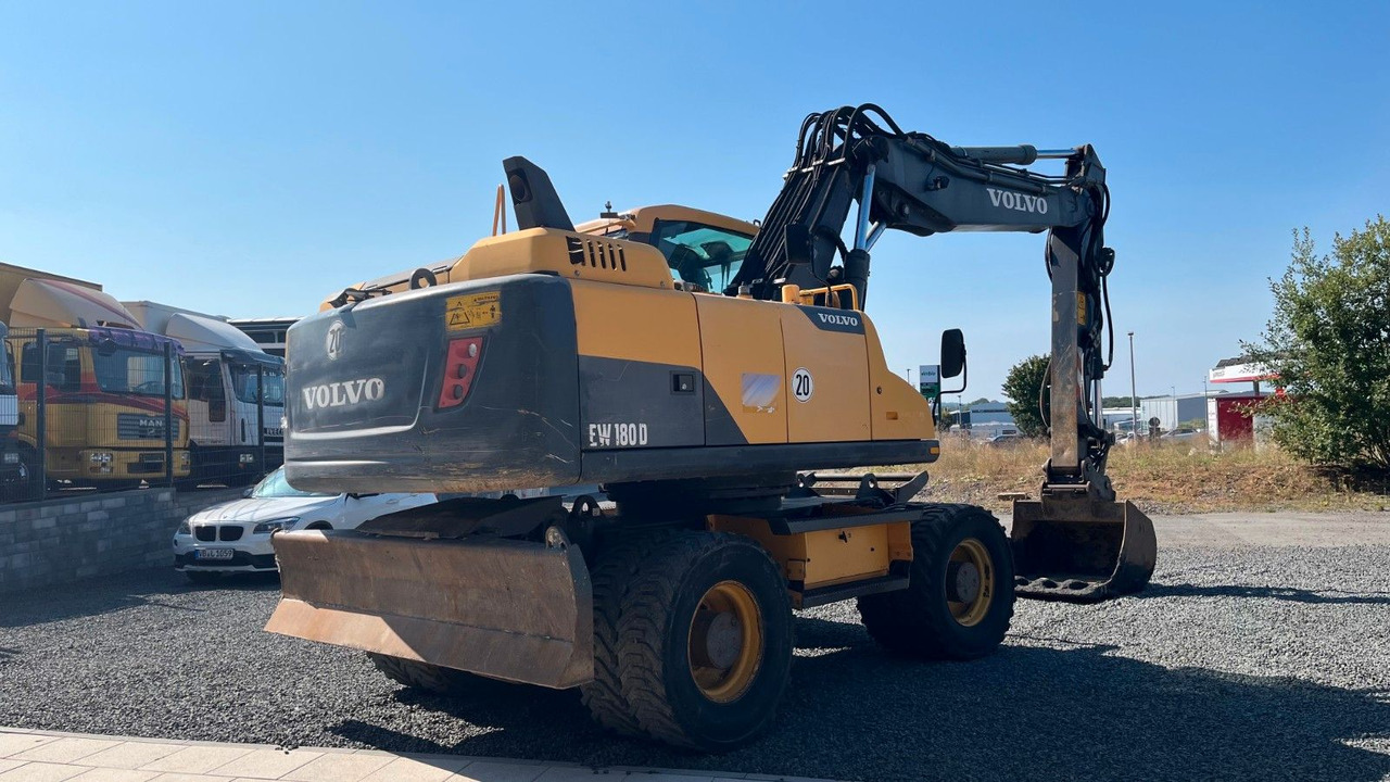 Volvo EW180D 20500 Kg Verstellausleger OilQuick - Hjulgravemaskine: billede 3 Volvo EW180D 20500 Kg Verstellausleger OilQuick - Hjulgravemaskine: billede 3