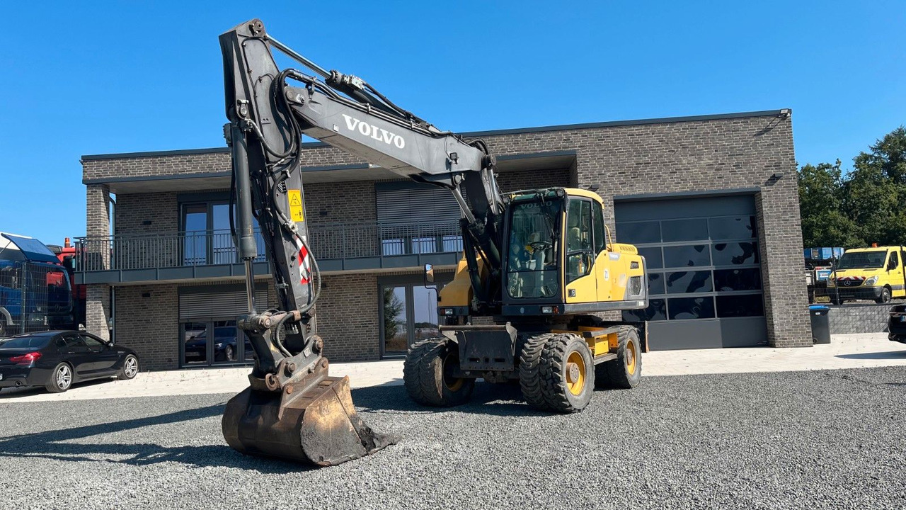 Volvo EW180D 20500 Kg Verstellausleger OilQuick - Hjulgravemaskine: billede 1 Volvo EW180D 20500 Kg Verstellausleger OilQuick - Hjulgravemaskine: billede 1