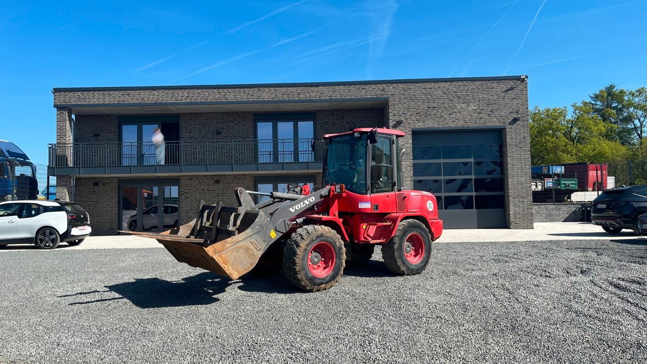 Volvo L35G Radlader 7200 Kg Schaufel Gabel Volvo L35G Radlader 7200 Kg Schaufel Gabel - Gummihjulslæsser: billede 1 Volvo L35G Radlader 7200 Kg Schaufel Gabel Volvo L35G Radlader 7200 Kg Schaufel Gabel - Gummihjulslæsser: billede 1