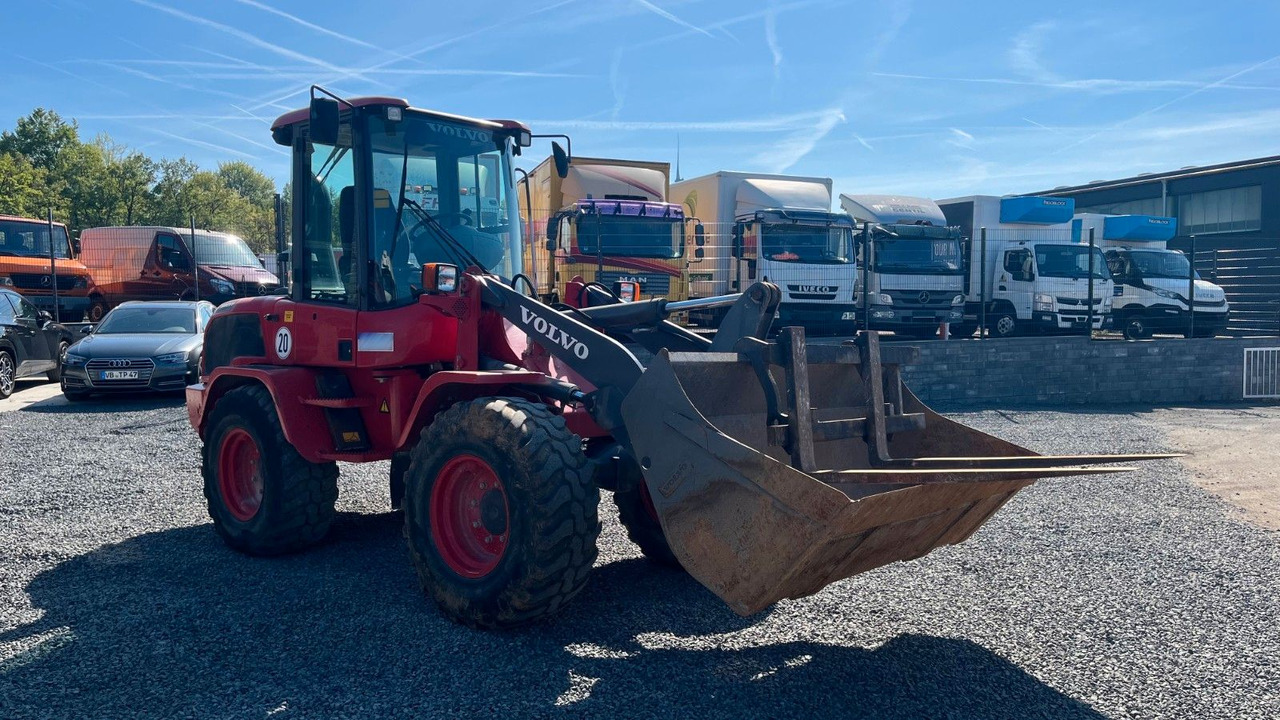 Volvo L35G Radlader 7200 Kg Schaufel Gabel Volvo L35G Radlader 7200 Kg Schaufel Gabel - Gummihjulslæsser: billede 3 Volvo L35G Radlader 7200 Kg Schaufel Gabel Volvo L35G Radlader 7200 Kg Schaufel Gabel - Gummihjulslæsser: billede 3