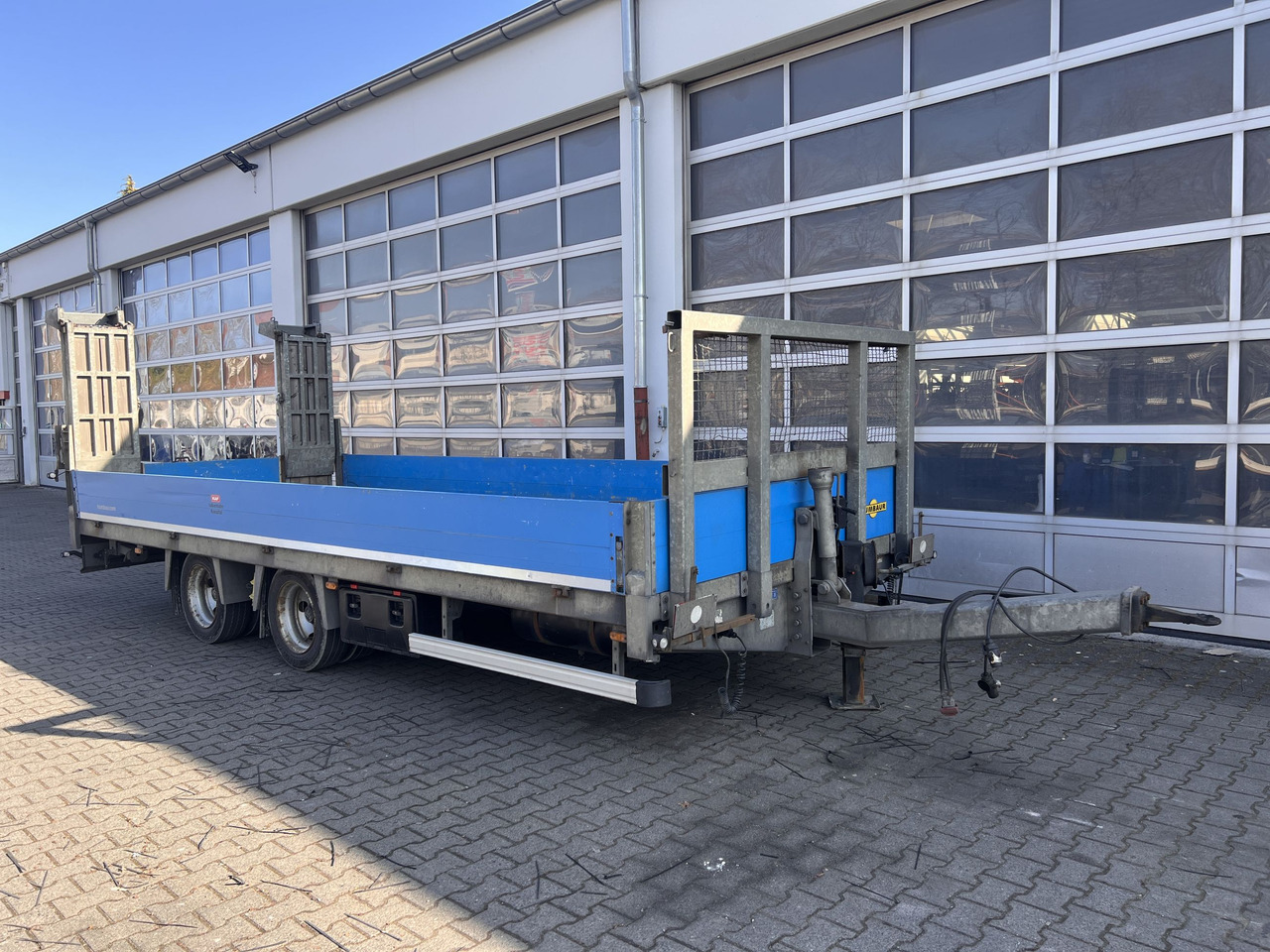 Humbaur HBTZ 136224 TA-BS 13,6 t Tandemtieflader - Nedbygget platform påhængsvogn: billede 2 Humbaur HBTZ 136224 TA-BS 13,6 t Tandemtieflader - Nedbygget platform påhængsvogn: billede 2