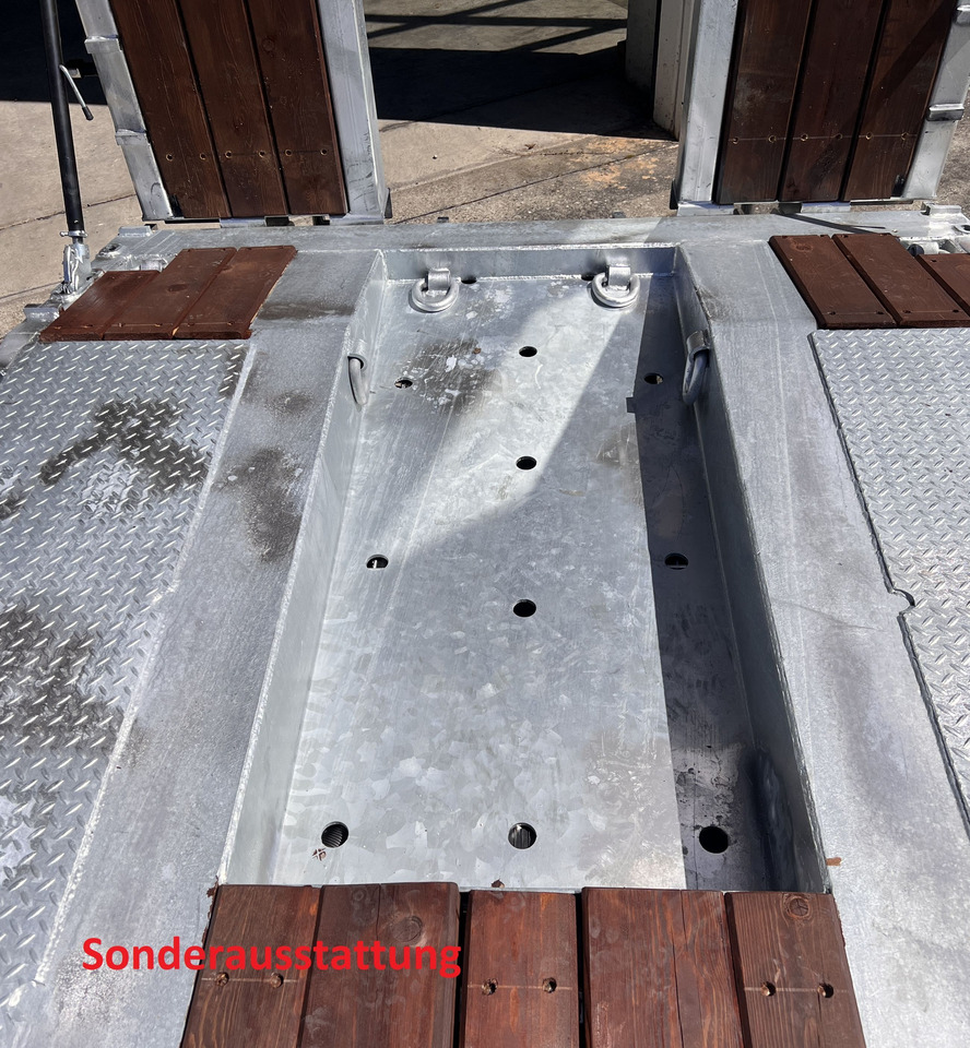 Möslein T 3-9,20 F 3 Achs Tieflader mit gerader Ladefläche 9 m, Neufahrzeug - Nedbygget platform påhængsvogn: billede 5 Möslein T 3-9,20 F 3 Achs Tieflader mit gerader Ladefläche 9 m, Neufahrzeug - Nedbygget platform påhængsvogn: billede 5