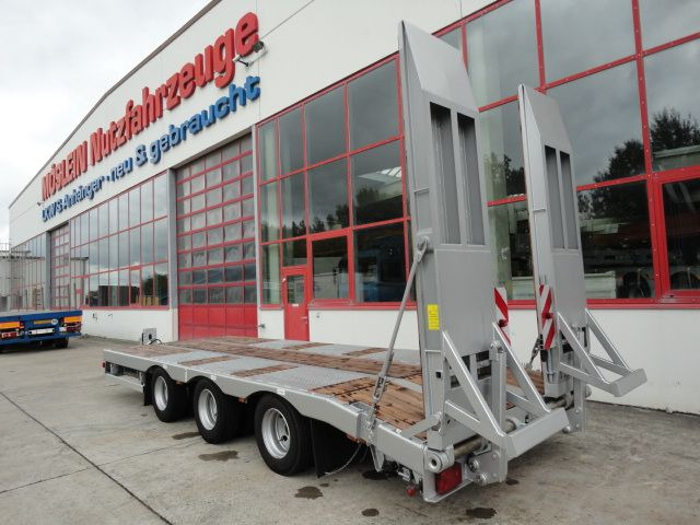 Möslein TT 31 31 t GG Tridem- Tieflader 3 AchsNeufahrzeug - Nedbygget platform påhængsvogn: billede 3 Möslein TT 31 31 t GG Tridem- Tieflader 3 AchsNeufahrzeug - Nedbygget platform påhængsvogn: billede 3