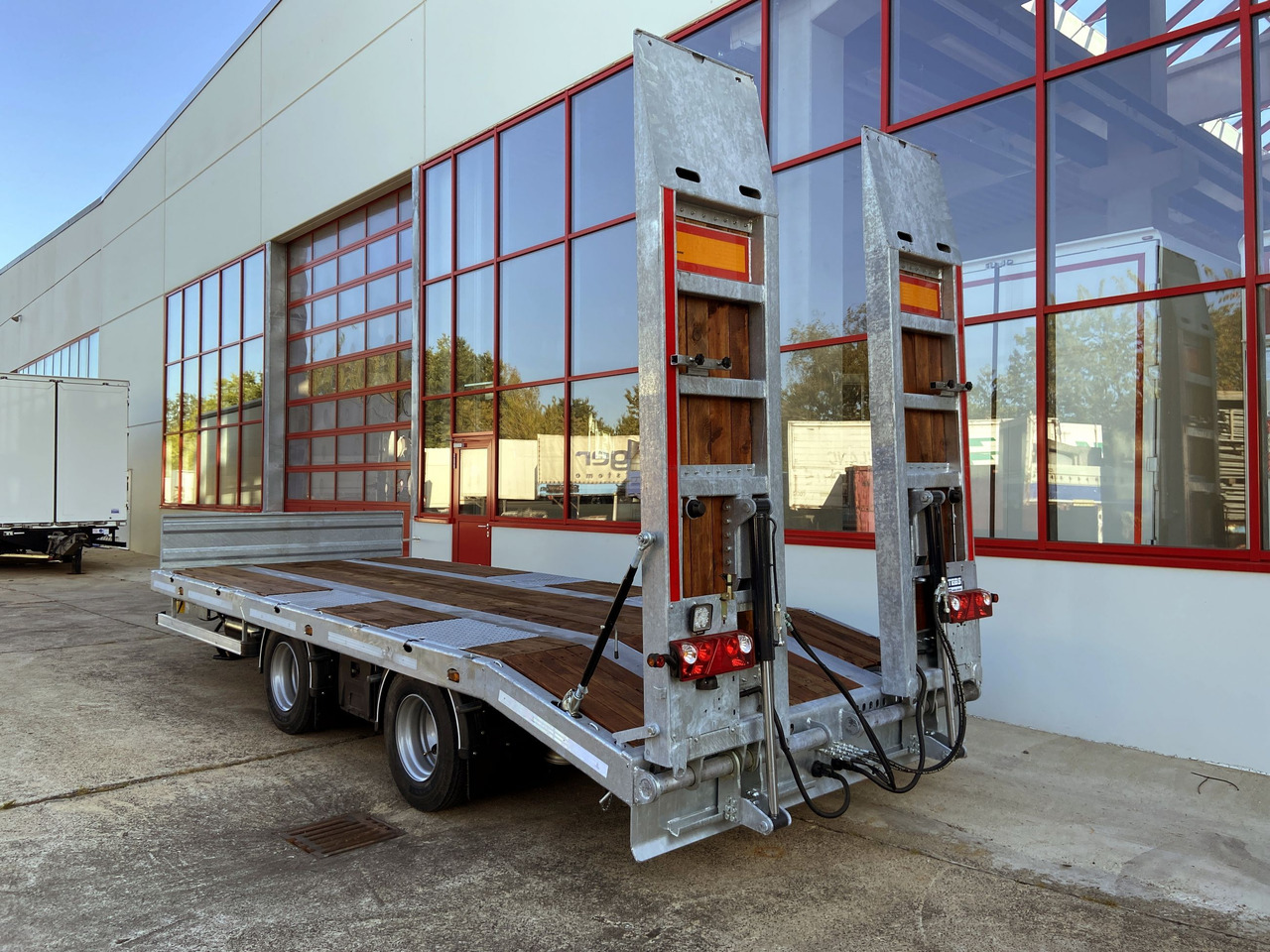 Möslein TT21-7,2 Hydr 21 t Tandemtieflader, hydr. Rampen, NEU - Nedbygget platform påhængsvogn: billede 3 Möslein TT21-7,2 Hydr 21 t Tandemtieflader, hydr. Rampen, NEU - Nedbygget platform påhængsvogn: billede 3