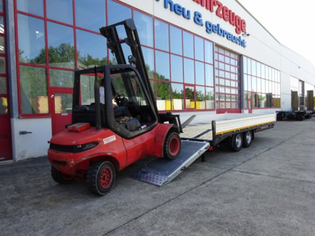 Möslein TTT 13 6,2 BR Weiß Neuer 13 t GG Tandemtieflader mit Breiten Rampen - Nedbygget platform påhængsvogn: billede 5 Möslein TTT 13 6,2 BR Weiß Neuer 13 t GG Tandemtieflader mit Breiten Rampen - Nedbygget platform påhængsvogn: billede 5