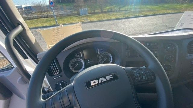Varebil med presenning DAF LF 210 7,49t Pritsche Plane LBW: billede 15