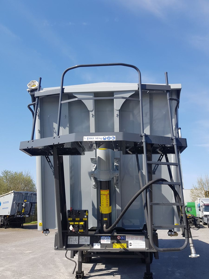 Stas agroSTAR 47,6 cbm Kippsattelauflieger Stas agroSTAR 47,6 cbm Kippsattelauflieger - Tipvogn sættevogn: billede 3 Stas agroSTAR 47,6 cbm Kippsattelauflieger Stas agroSTAR 47,6 cbm Kippsattelauflieger - Tipvogn sættevogn: billede 3