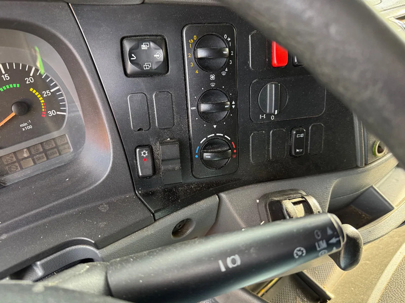 Leje en Mercedes-Benz Axor 1824 2008 euro 5 chereau + carrier 950 MT Mercedes-Benz Axor 1824 2008 euro 5 chereau + carrier 950 MT: billede 13