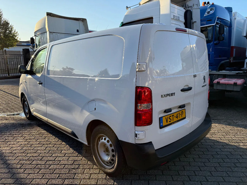 Peugeot Expert 2.0 D 104 KW 2023 BROKEN ENGINE - Små varebil: billede 2 Peugeot Expert 2.0 D 104 KW 2023 BROKEN ENGINE - Små varebil: billede 2