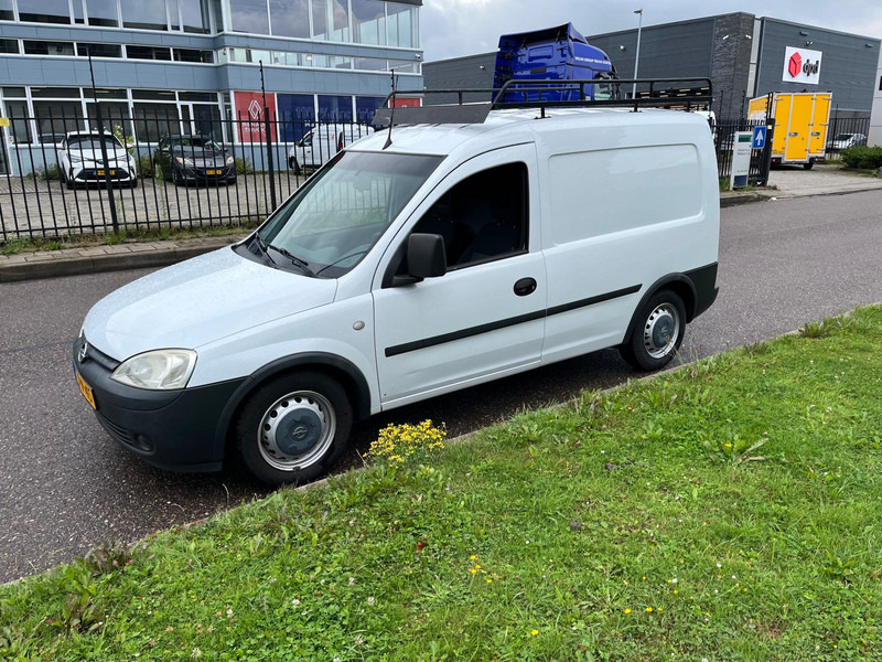 Opel Combo 1.3 CDTI, Airco, Radio, Roofrack - Små varebil: billede 2 Opel Combo 1.3 CDTI, Airco, Radio, Roofrack - Små varebil: billede 2