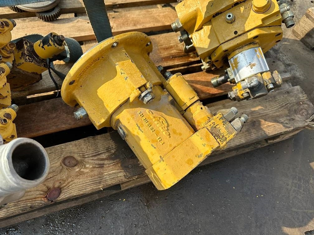 CAT 214 B FT hydro motor linde MMF-65 - Hjulgravemaskine: billede 1 CAT 214 B FT hydro motor linde MMF-65 - Hjulgravemaskine: billede 1