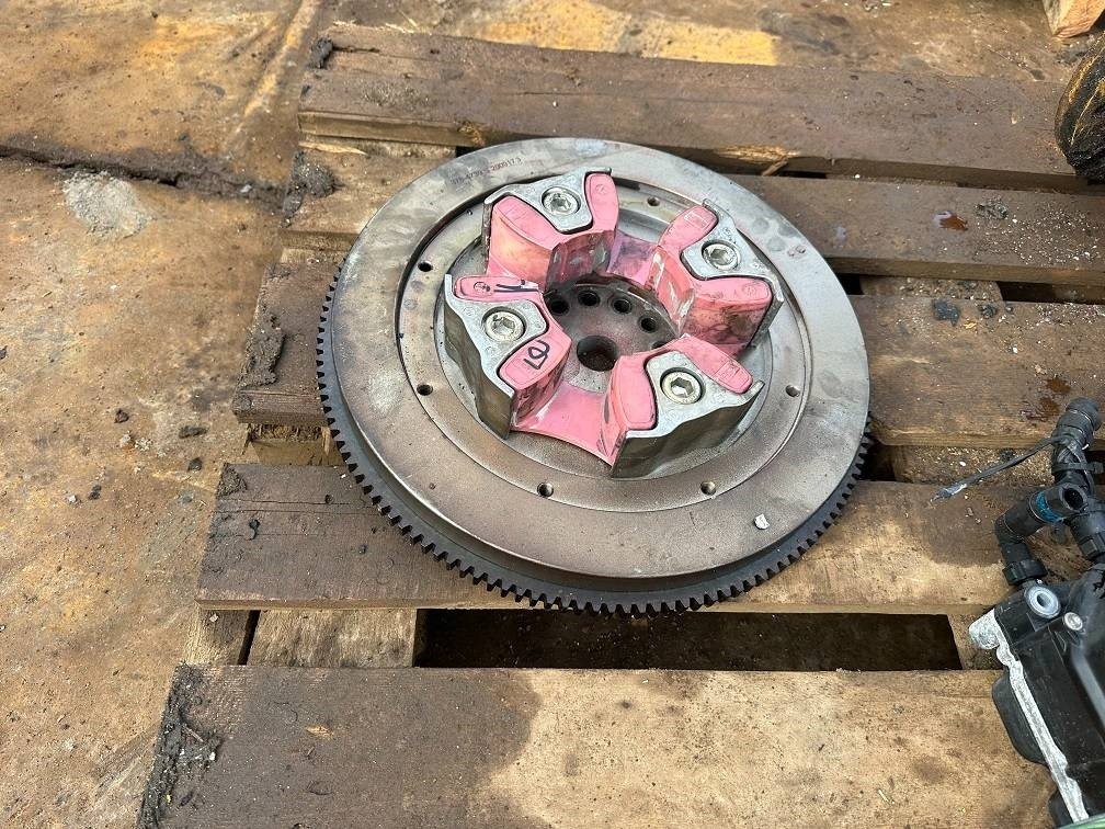 CAT 323 c7.1acert flywheel 378-4739 2009173 - Motor for Entreprenørmaskin: billede 1 CAT 323 c7.1acert flywheel 378-4739 2009173 - Motor for Entreprenørmaskin: billede 1