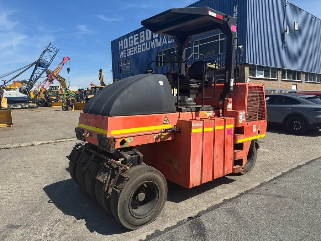 Dynapac CP 142 - Gummihjulstromle: billede 2 Dynapac CP 142 - Gummihjulstromle: billede 2