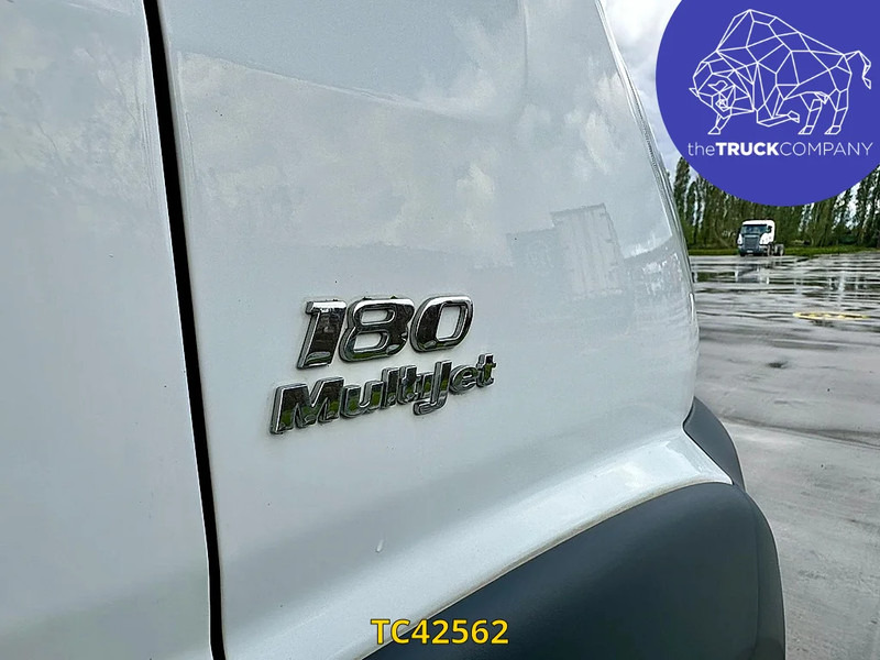 Varebil med kasse Fiat Ducato meubelbak + lift 3.0D automaat: billede 17 Varebil med kasse Fiat Ducato meubelbak + lift 3.0D automaat: billede 17