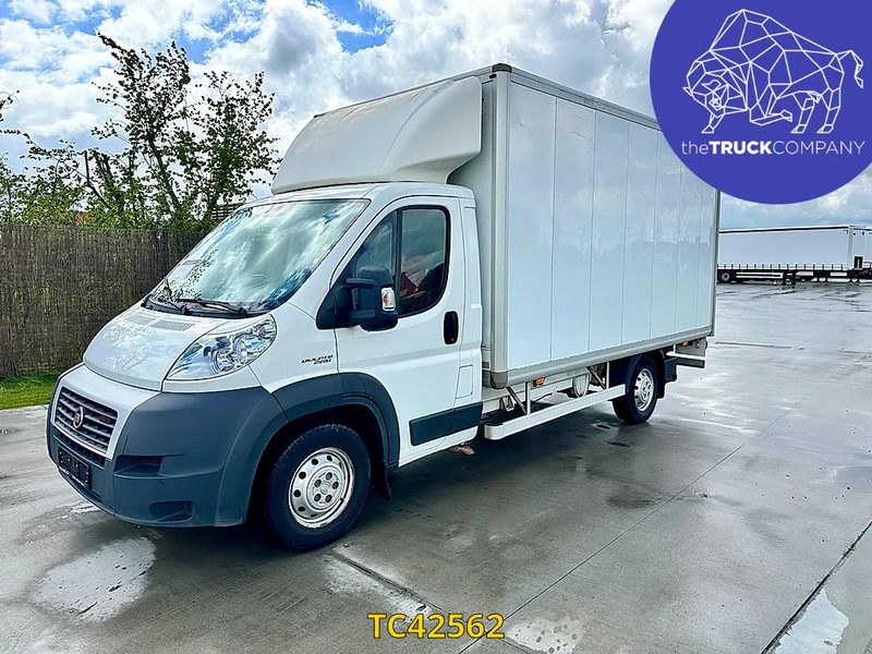 Fiat Ducato meubelbak + lift 3.0D automaat - Varebil med kasse: billede 1 Fiat Ducato meubelbak + lift 3.0D automaat - Varebil med kasse: billede 1