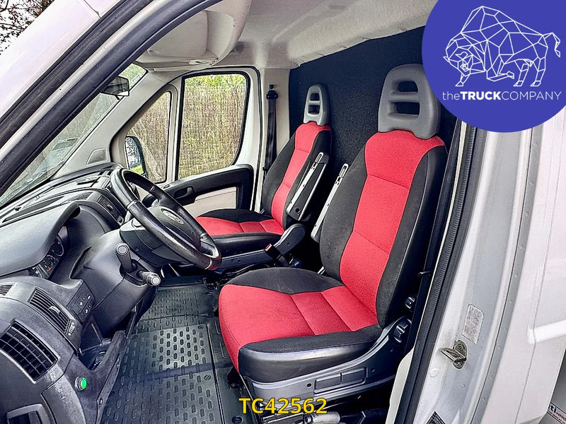 Varebil med kasse Fiat Ducato meubelbak + lift 3.0D automaat: billede 14 Varebil med kasse Fiat Ducato meubelbak + lift 3.0D automaat: billede 14