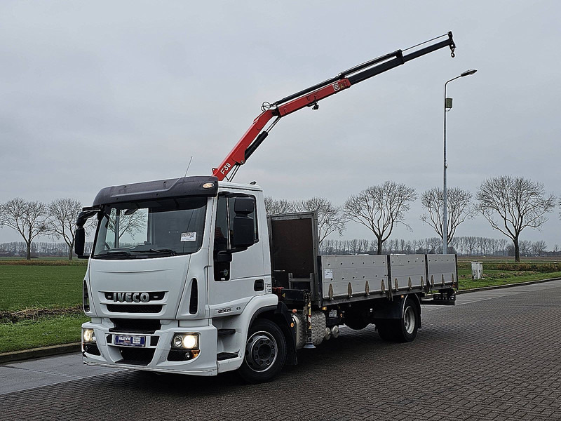 Iveco 120E25 EUROCARGO E6 FASSI CRANE REMOT - Lastbil med lad, Lastbil med kran: billede 2 Iveco 120E25 EUROCARGO E6 FASSI CRANE REMOT - Lastbil med lad, Lastbil med kran: billede 2