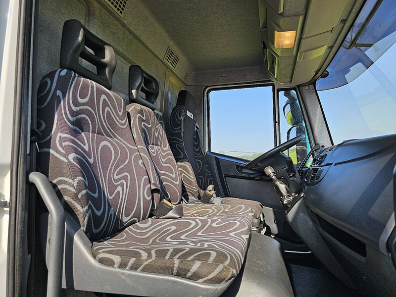 Lastbil varevogn Iveco 75E18 EUROCARGO MANUAL LIFT 3 SEATS: billede 7 Lastbil varevogn Iveco 75E18 EUROCARGO MANUAL LIFT 3 SEATS: billede 7