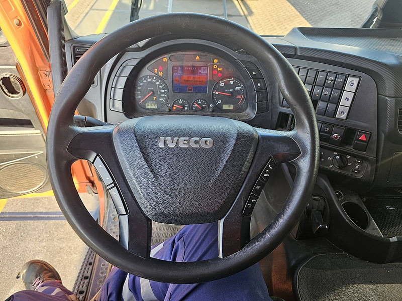 Iveco AD260S46 STRALIS MACHNINE TR. + CRANE - Biltransportør lastbil, Lastbil med kran: billede 2 Iveco AD260S46 STRALIS MACHNINE TR. + CRANE - Biltransportør lastbil, Lastbil med kran: billede 2